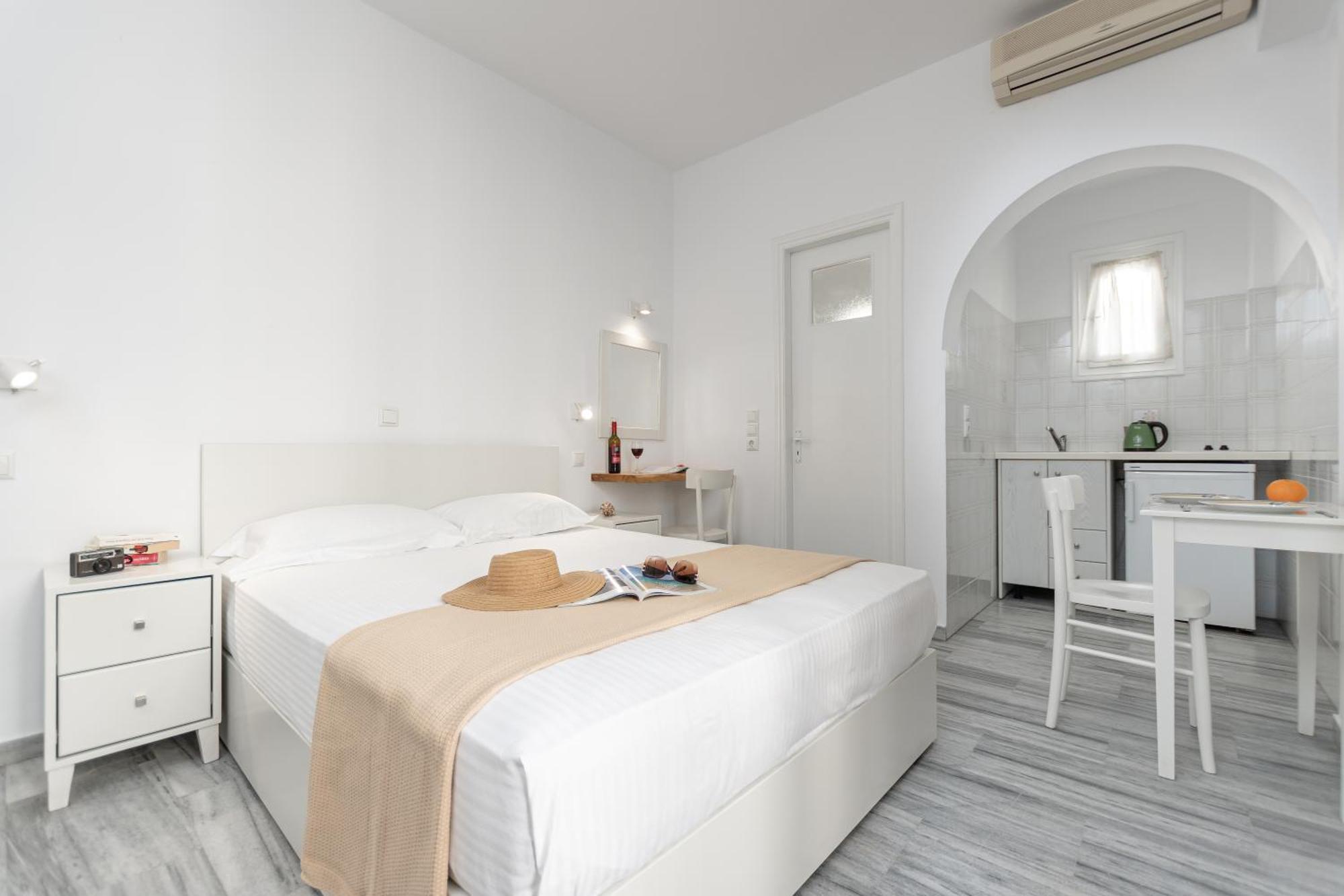 Azur Mare Naxos Aparthotel Naxos City ภายนอก รูปภาพ